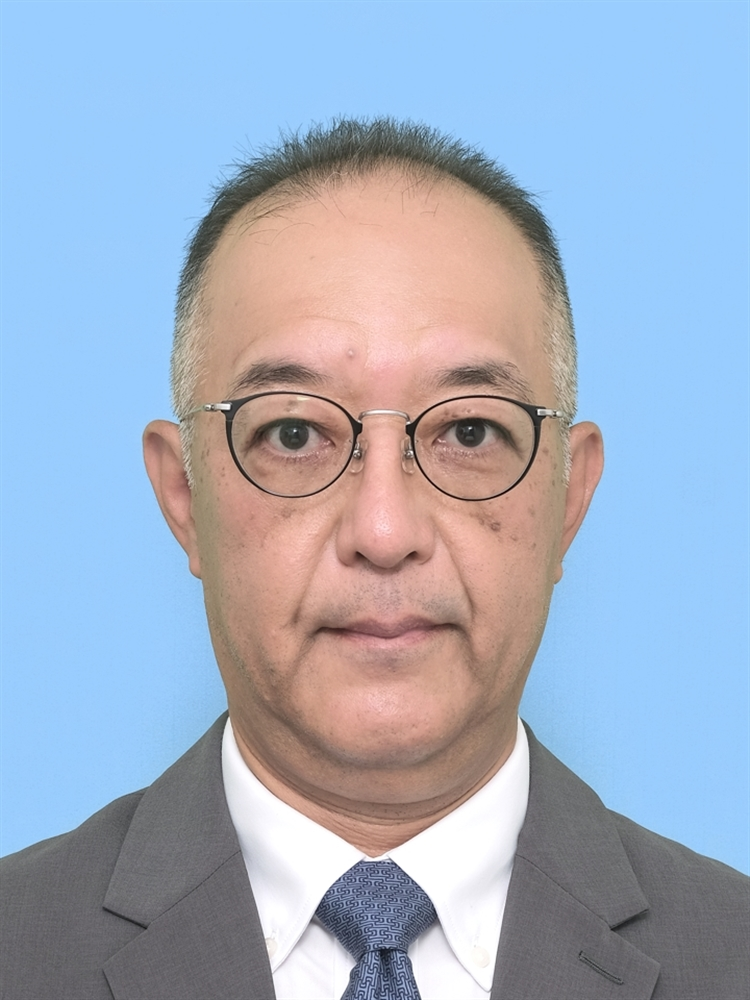 会長　赤沢　学